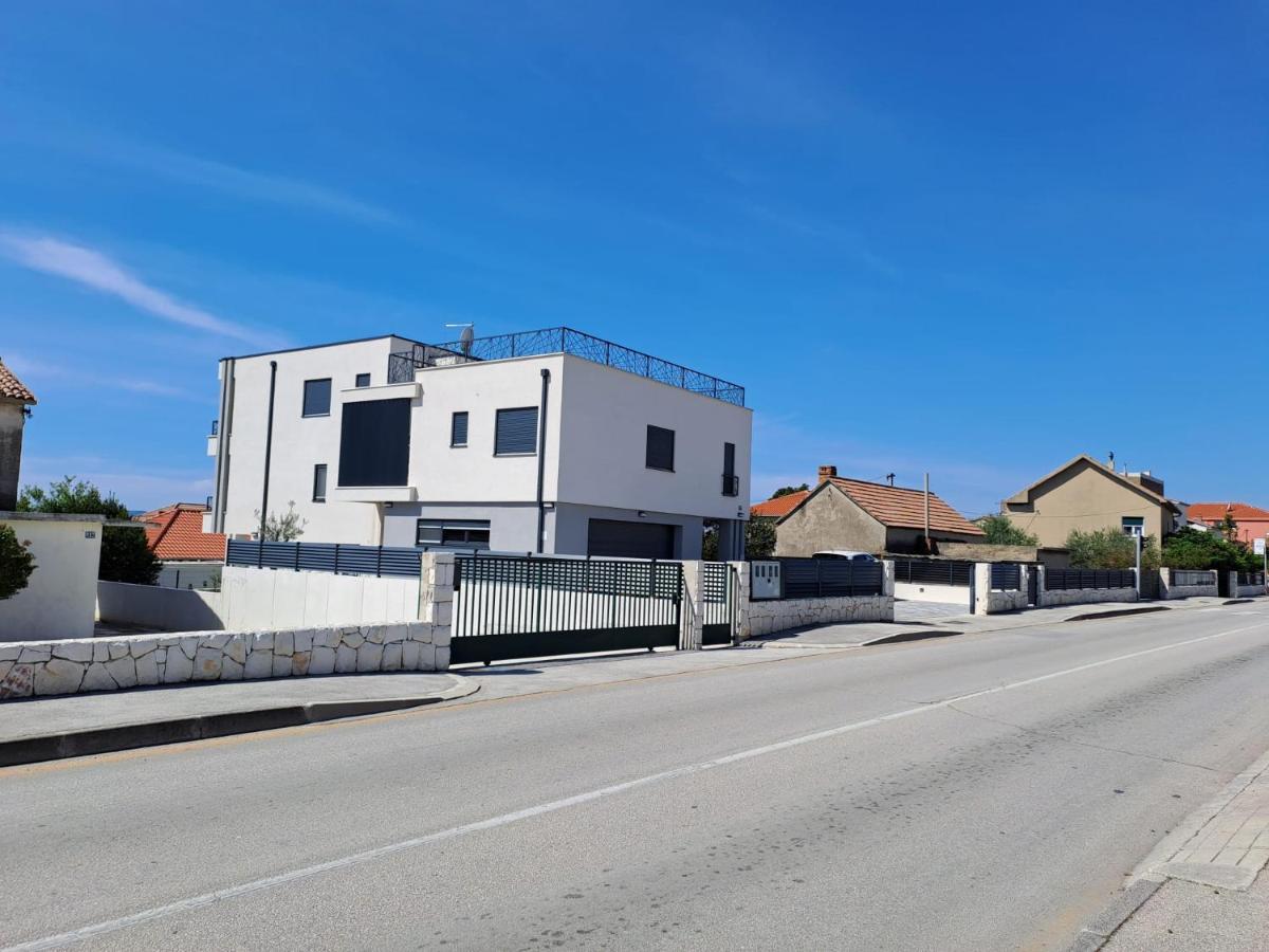 Apartmani Le-Lu Kaštela Kültér fotó