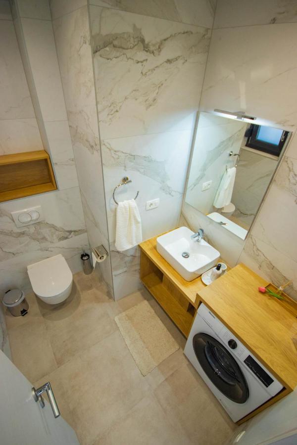 Apartmani Le-Lu Kaštela Kültér fotó