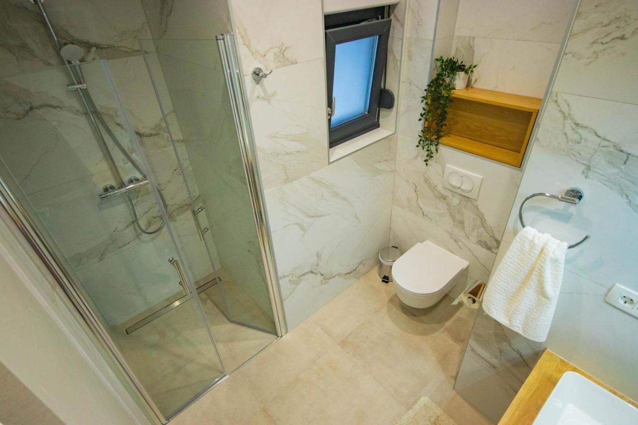 Apartmani Le-Lu Kaštela Kültér fotó