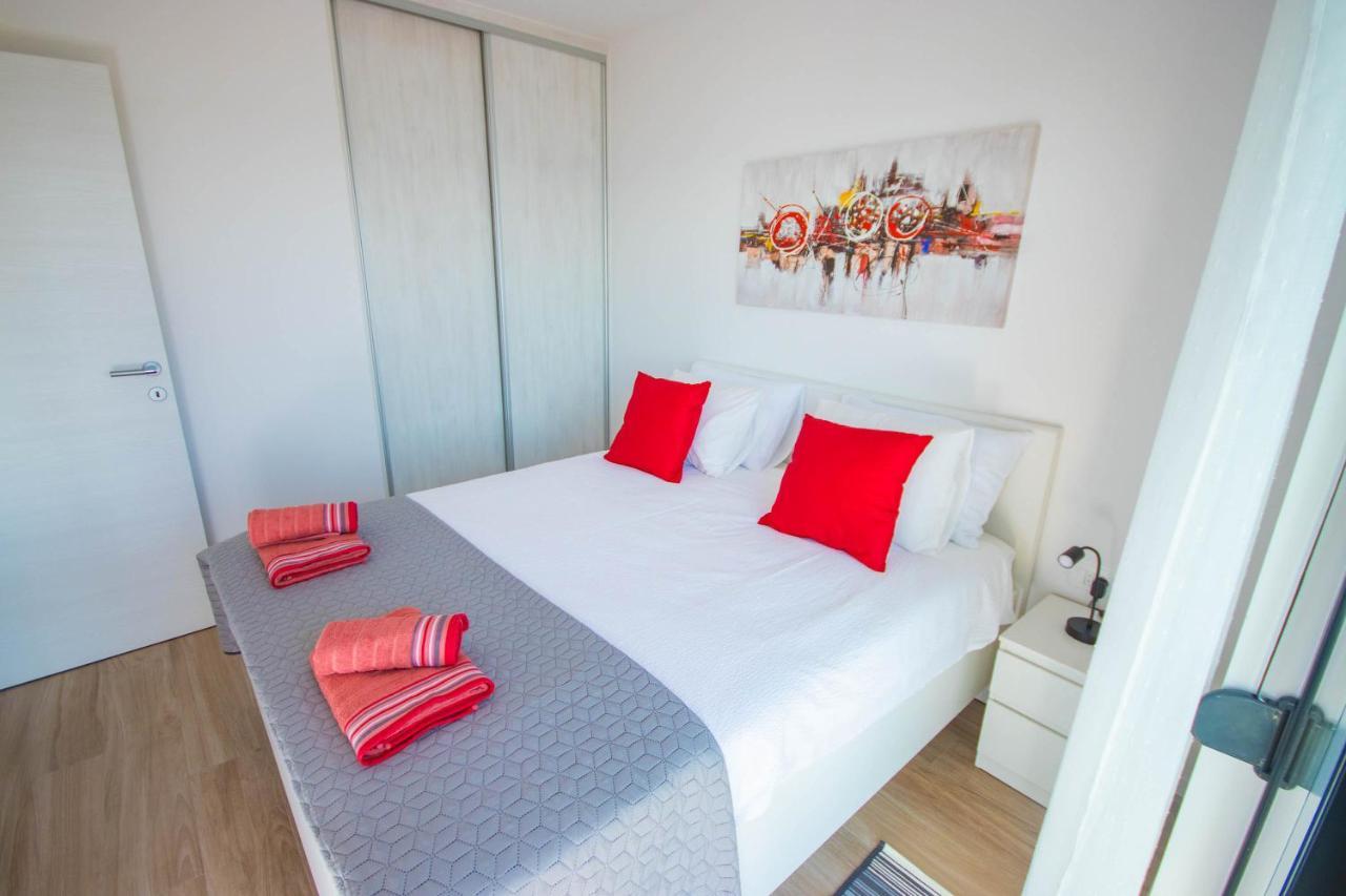 Apartmani Le-Lu Kaštela Kültér fotó